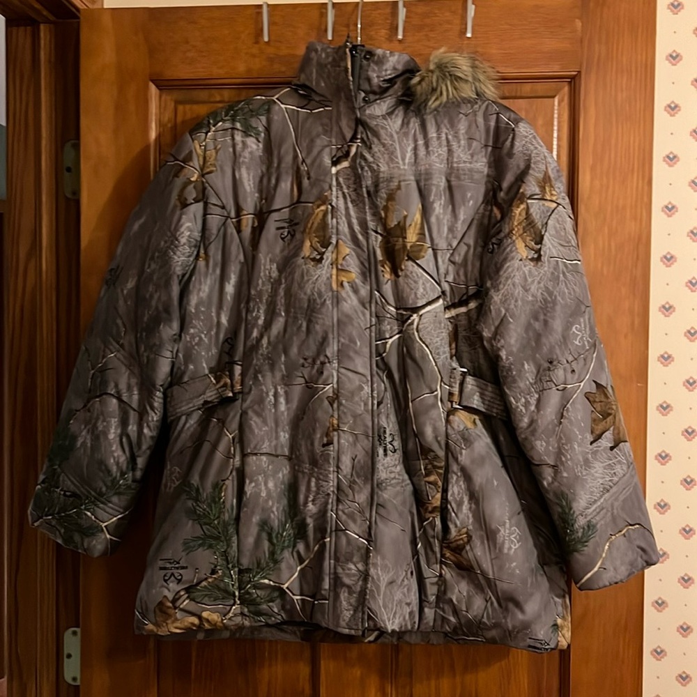 North Crest Real Tree Winter Coat Size XL